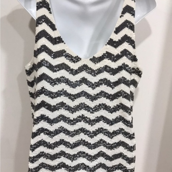 J Crew Sequined Tank Top Chevron Black White Medium 100% cotton - Picture 4 of 14